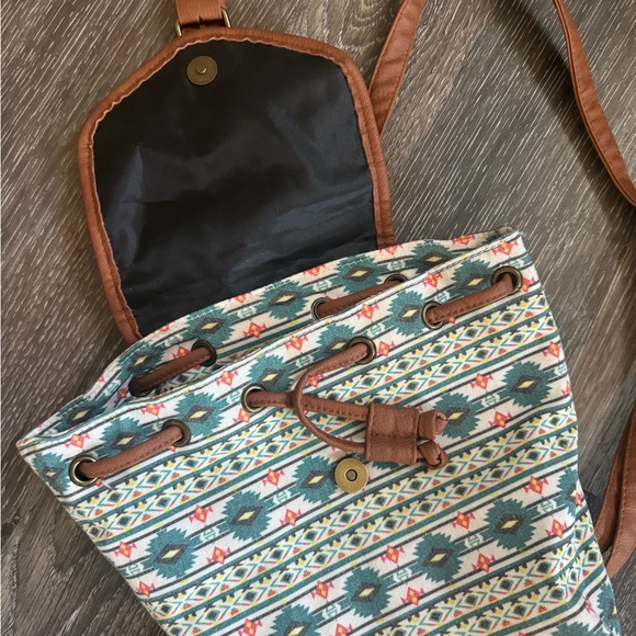 Aztec Mini Backpack - Picture 4 of 5